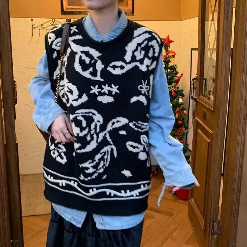 Knitted Sweater Vest With Turtle Pattern