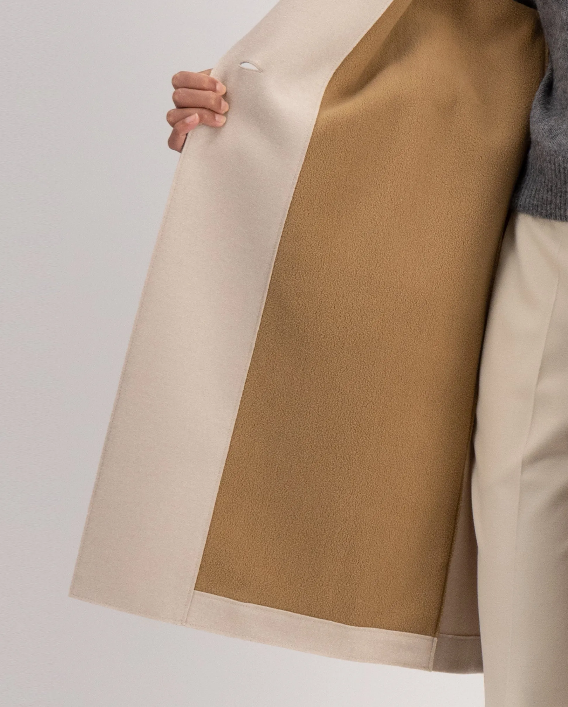 OVERSIZED PRESSED WOOL COAT / ALMOND