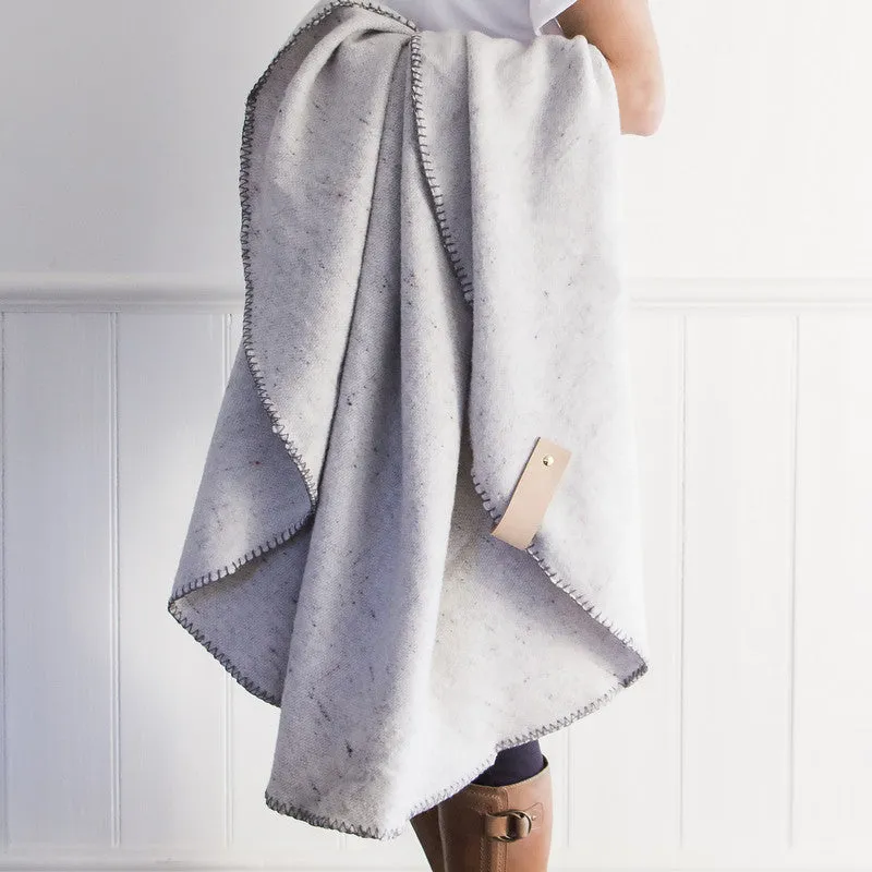 PORTSEA ROUND THROW BLANKET DARK GREY